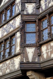 France, Bas Rhin (67), Saverne, détail de la façade de la Maison à colombage Katz