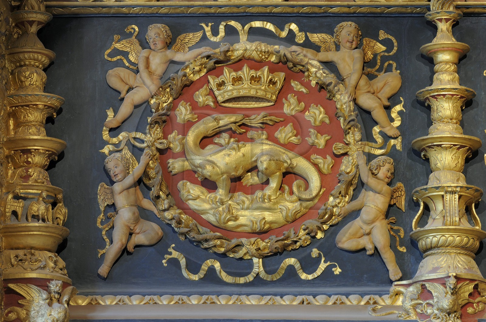 France, Loir-et-Cher (41), vallée de la Loire classée au Patrimoine Mondial de l'UNESCO, château de Blois, la Salamandre de François 1er