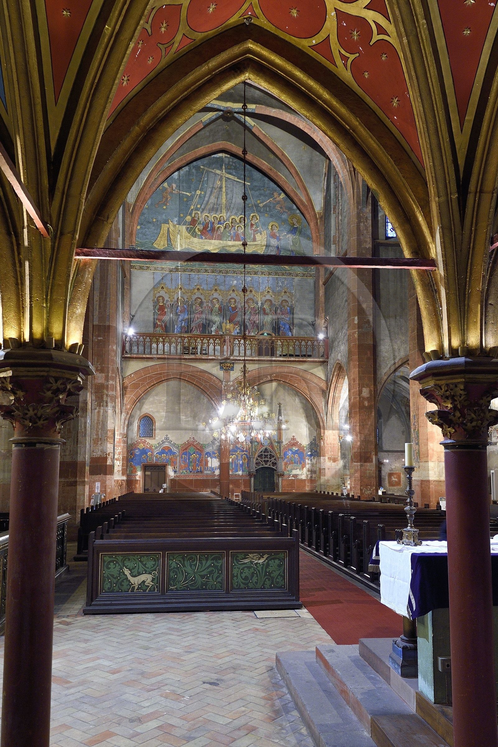 France, Bas-Rhin (67), Strasbourg, vieille ville classée au Patrimoine Mondial de l'UNESCO, église protestante Saint-Pierre-le-Jeune, sous le jubé du 14ème siècle