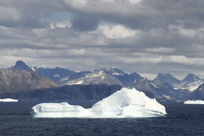 Groenland, région méridionale, iceberg au large du Cap Farvel (Farewell)