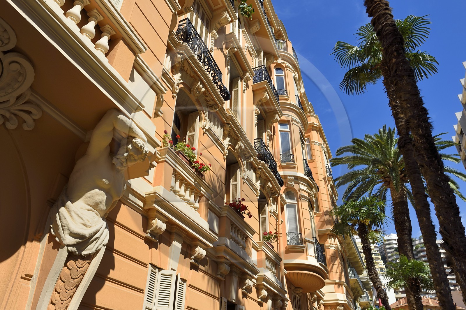 Principauté de Monaco, Monaco, quartier de la Condamine, rue Pr. Florestine, ancien Hotel des Etrangers qui était un des premiers de Monaco