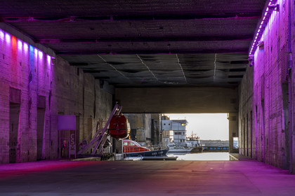 France, Loire-Atlantique (44), Saint-Nazaire, réhabilitation de la base sous-marine allemande construite lors de la dernière guerre mondiale et transformée en espace culturel