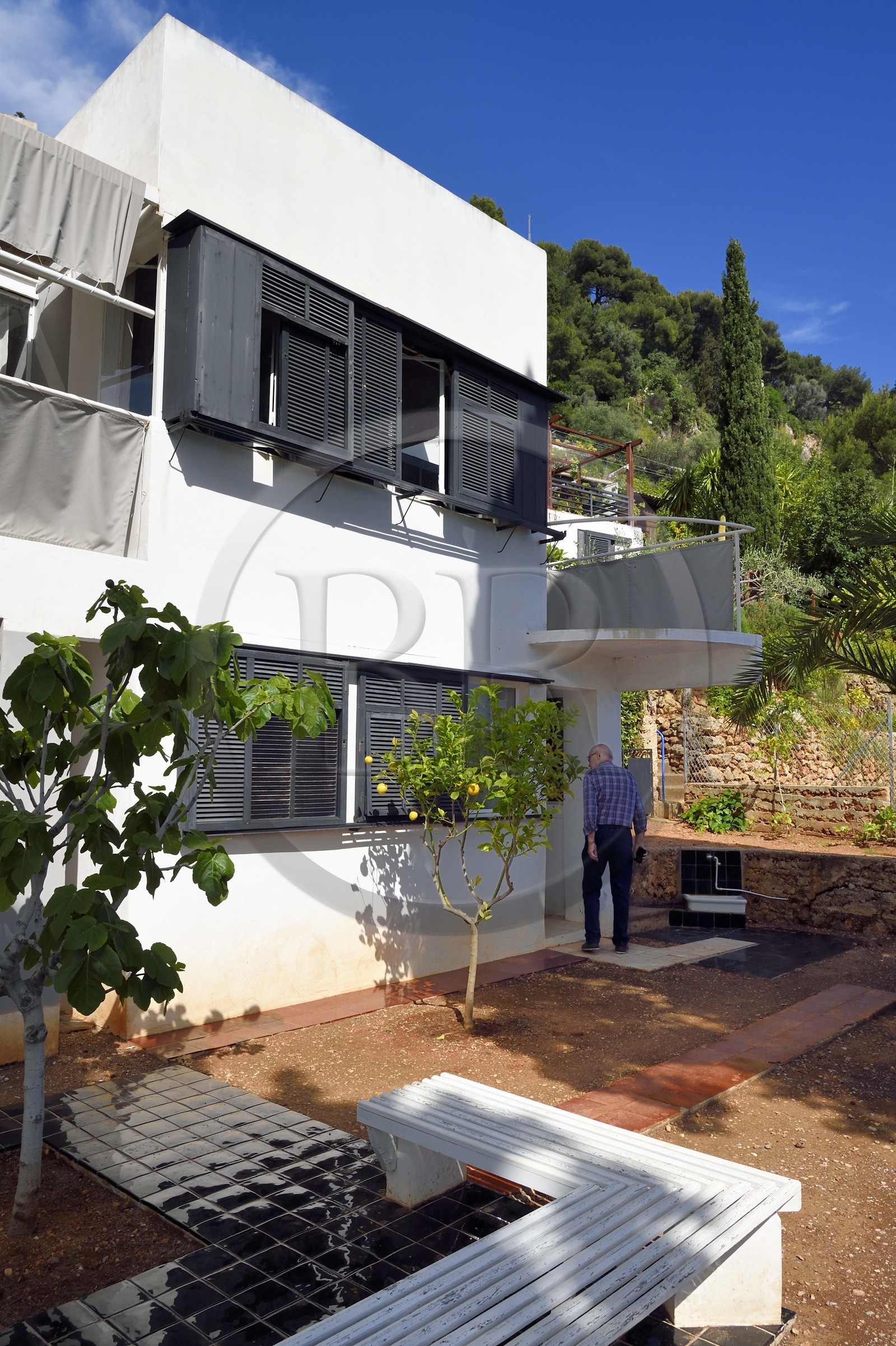 France, Alpes Maritimes (06), Roquebrune-Cap-Martin, Cap Martin, sentier du Buse, Villa E1027 conçue par l'architecte et designer Eileen Gray pour l'architecte Jean Badovici