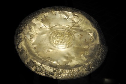 France, Hérault (34), Béziers, musée du Biterrois, plat d'argent dit du bon pasteur du 4ème siècle après J.C. faisant partie du trésor de Béziers