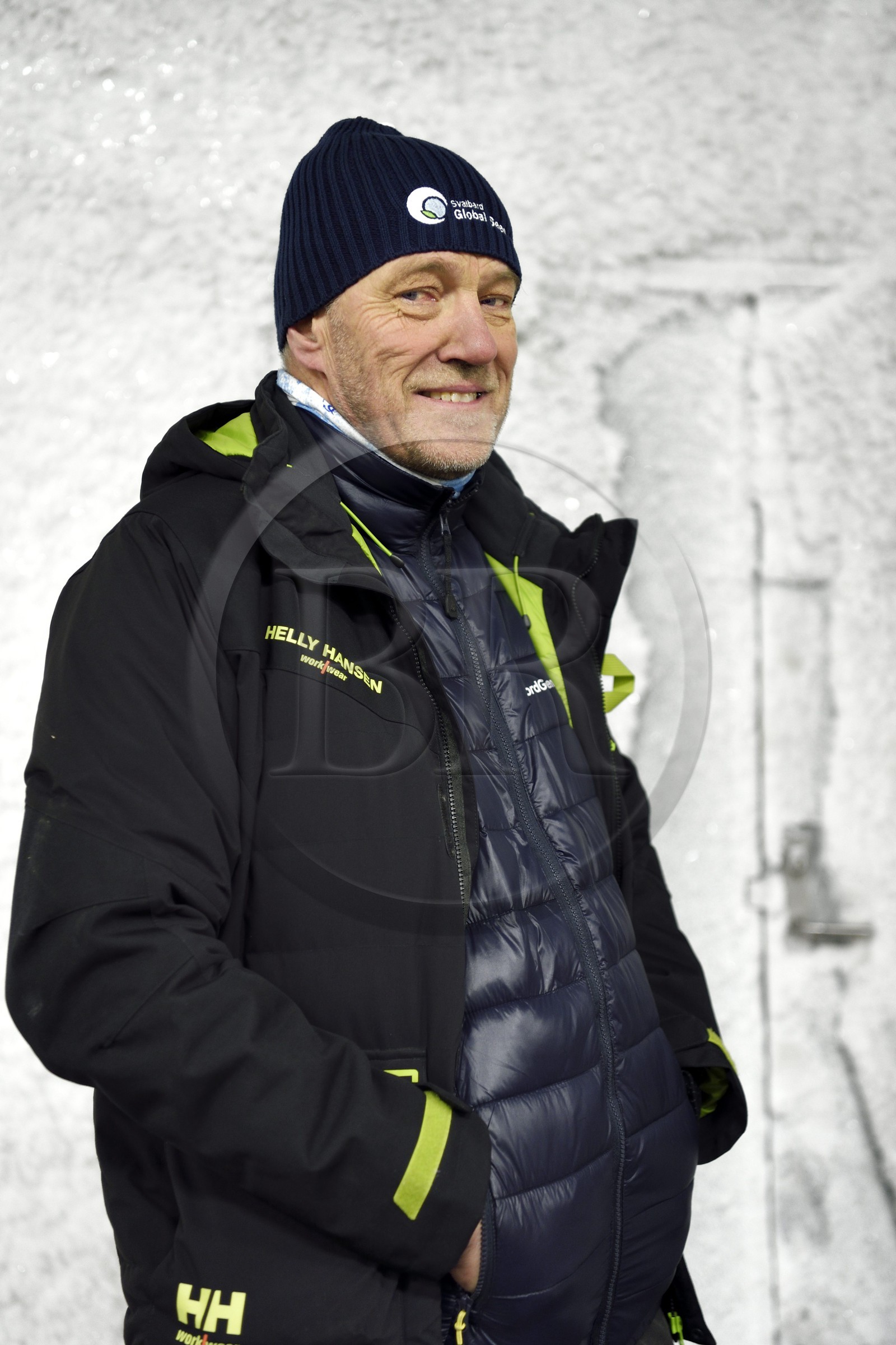 Norvège, Svalbard, Spitzberg, Longyearbyen, la Réserve mondiale de semences du Svalbard (banque de graines du Global Seed Vault), porte d'accès à la salle de stockage maintenue artificiellement à -18°C, Åsmund Asdal de NordGen