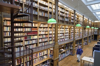 France, Var (83), Toulon, Musée d'Art de Toulon (MAT), la bibliothèque