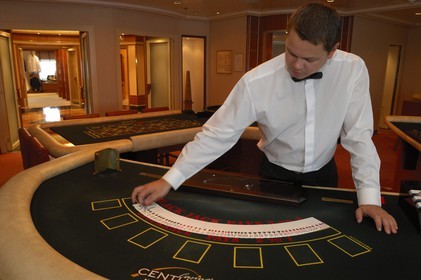 Italie, croisière à bord du Silvershadow de la compagnie Silversea, le casino, table de black jack