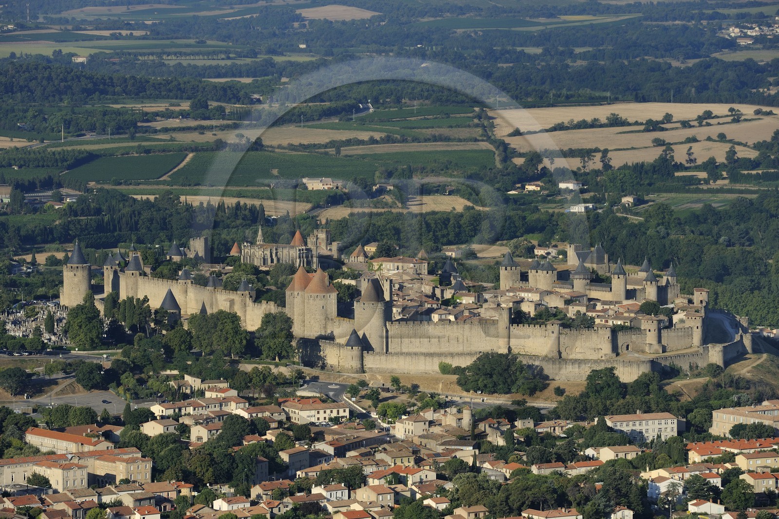France, Aude (11), Carcassonne, la cité médiévale (vue aérienne)