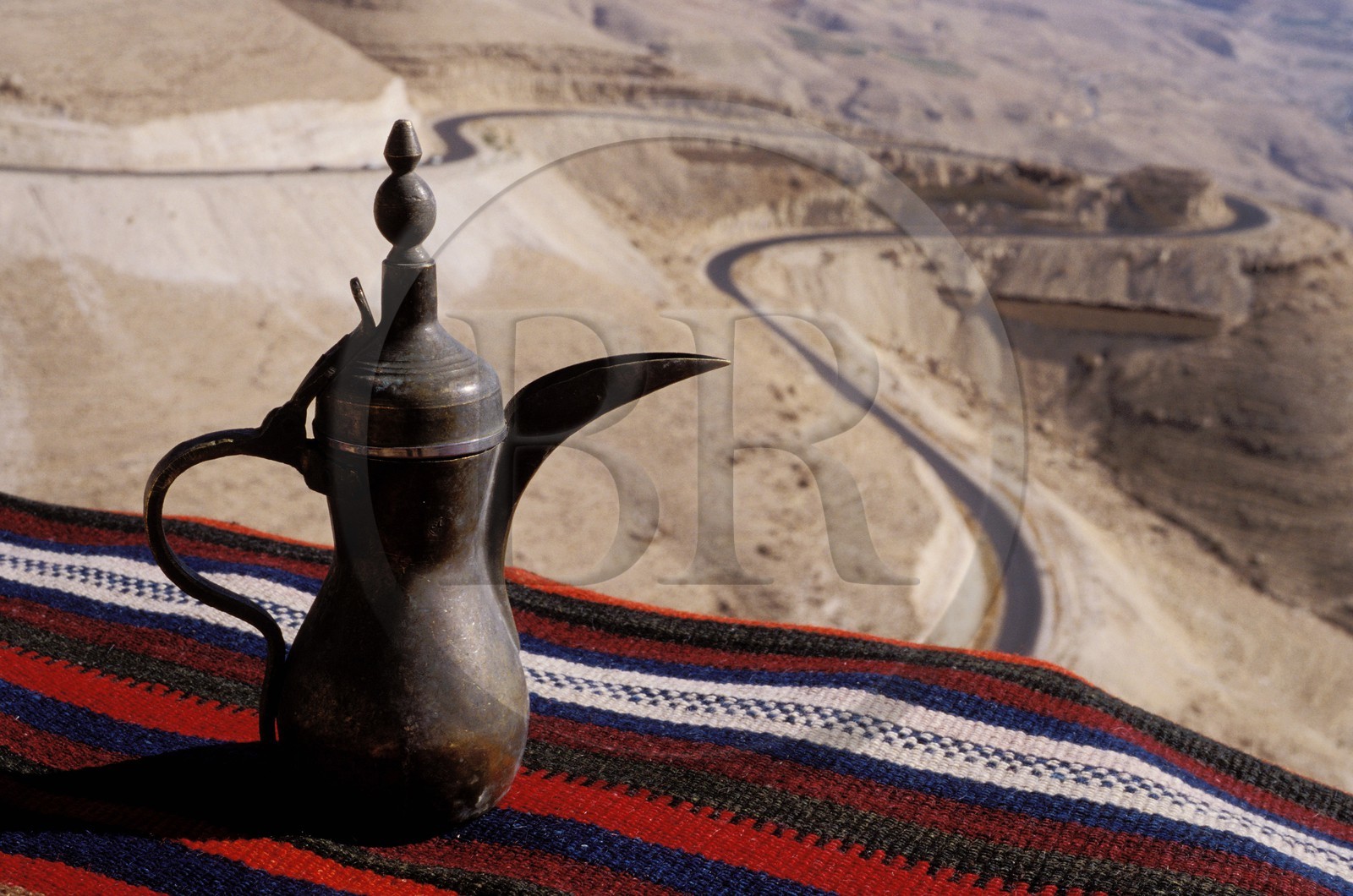 Jordanie, la Route du Roi dans les montagnes de Moab qui surplombe la Mer Morte