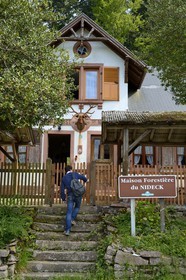 France, Bas-Rhin (67), entre Wangenbourg-Engenthal et Oberhaslach, la maison forestière du Nideck