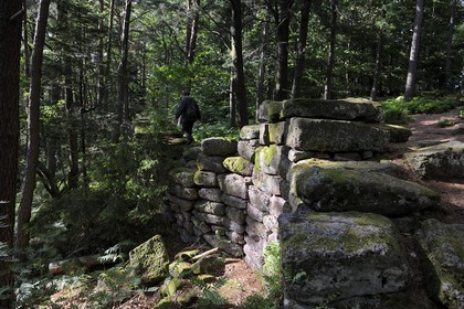 France, Bas-Rhin (67), le Mont Saint-Odile, le mur païen