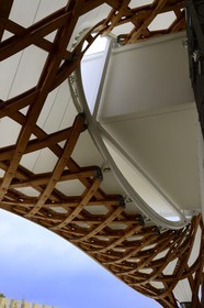 France, Moselle (57), Metz, quartier de l'Amphithéâtre, le Centre Pompidou-Metz, centre d'art conçus par les architectes Shigeru Ban et Jean de Gastines