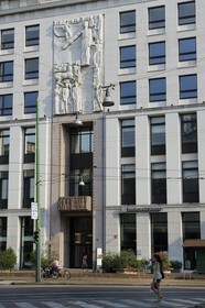 Italie, Lombardie, Milan, ancien Palais de la presse (Palazzo della Stampa) sur la Piazza Cavour