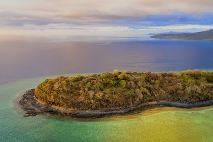 France, Ile de Mayotte, Grande-Terre, Kani-Keli, le Jardin Maoré et la plage de N’Gouja (vue aérienne)