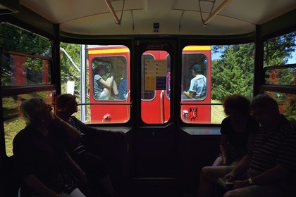 Suisse, canton de Vaud, Villars-sur-Ollon, train qui rejoint la gare du col de Bretaye