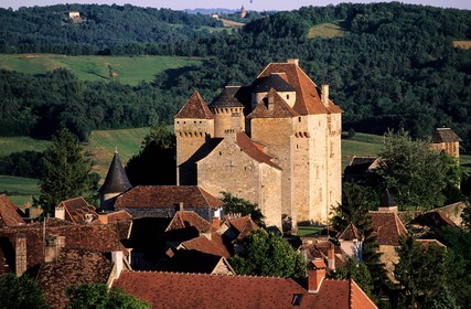 France, Corrèze (19), Curemonte, labellisé Les Plus Beaux Villages de France, le château et le village