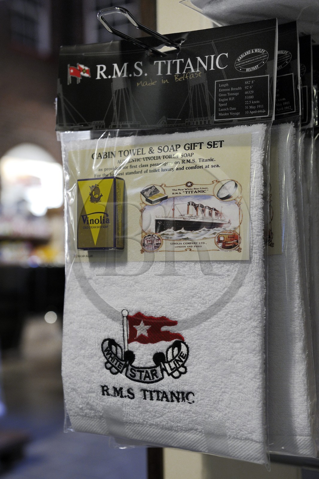 Royaume-Uni, Irlande du Nord, Cultra près de Belfast, Ulster Folk and Transport Museum, kit serviette et savon siglé RMS Titanic