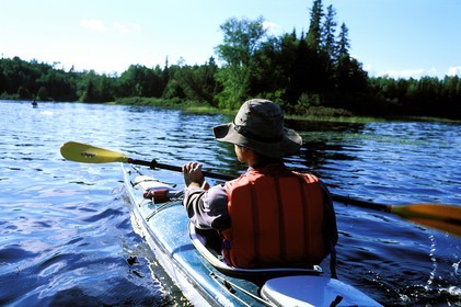 Canada, province de Québec, Réserve faunique de la Vérendrye, kayak de mer sur la rivière des Outaouais