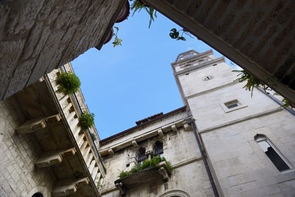 Croatie, Dalmatie, côte dalmate, Trogir, centre historique classé Patrimoine Mondial de l'UNESCO, Couvent bénédictin St Nicolas