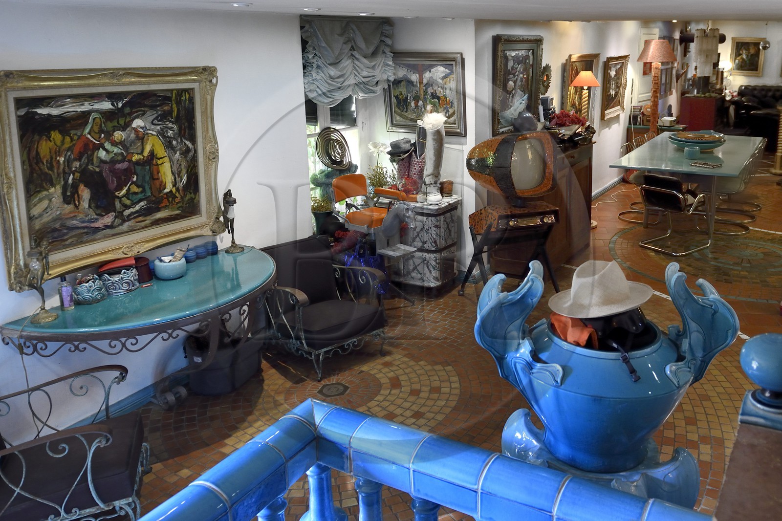 France, Var (83), La Dracénie, Salernes, la maison du céramiste et créateur Alain Vagh