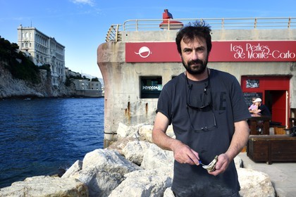 Principauté de Monaco, Monaco, le musée océanographique sur le Rocher, élevage d'huitres Les Perles de Monte-Carlo, l'aquaculteur et ostréiculteur Frédéric Rouxeville