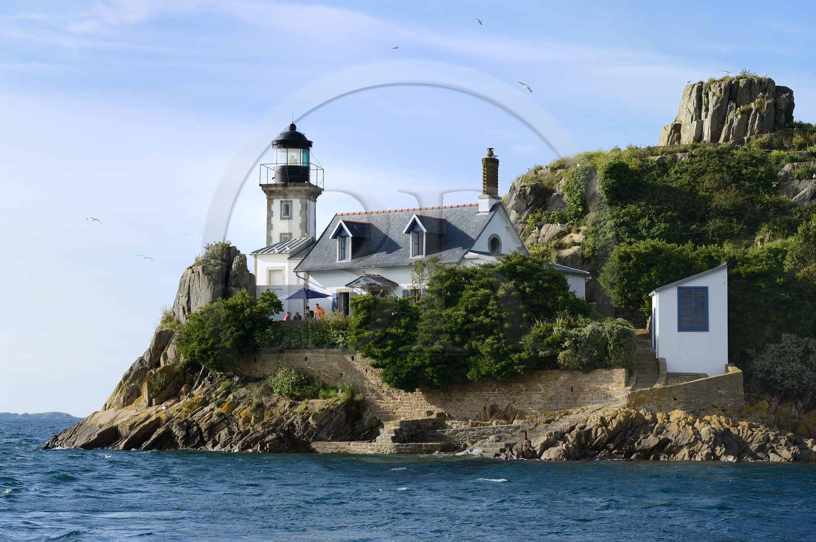 France, Finistère (29), baie de Morlaix, Carantec,  maison-phare de l'Ile Louet (aussi une maison d'hôtes en saison estivale)