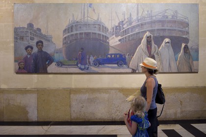 France, Bouches-du-Rhône (13), Marseille, quartier La Canebière, palais de la Bourse, chambre de commerce et musée de la Marine