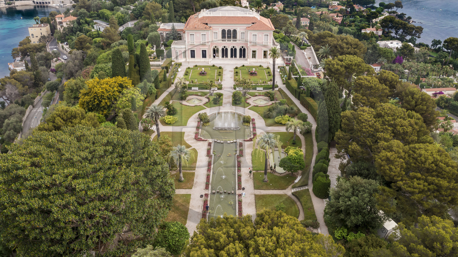 France, Alpes-Maritimes (06), Saint Jean Cap Ferrat, Villa et Jardins Ephrussi de Rothschild (vue aérienne)