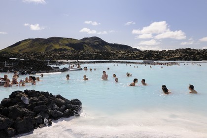Islande, Grindavik, baignade au Blue Lagoon (Usine géothermique)