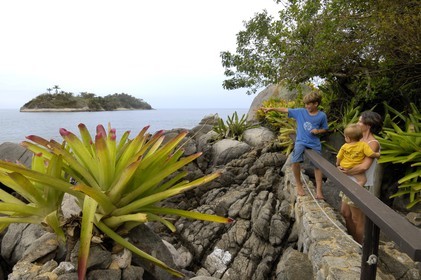 Brésil, Etat de Rio de Janeiro, Paraty, Ile Catimbau, la famille de Maria Irène Campers qui vit sur l'Ile Catimbau