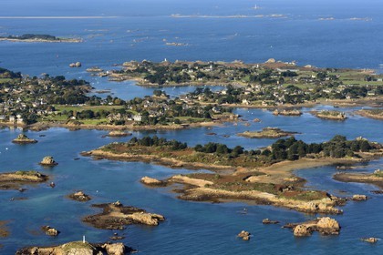 France, Côtes-d'Armor (22), Ile de Bréhat, côte ouest (vue aérienne)