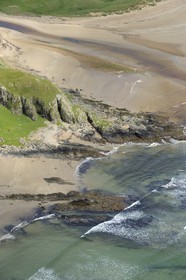 Royaume-Uni, Ecosse, Hébrides intérieures, Ile de Islay, estuaire de la rivière Laggan sur la Grande Plage de Laggan Bay (vue aérienne)