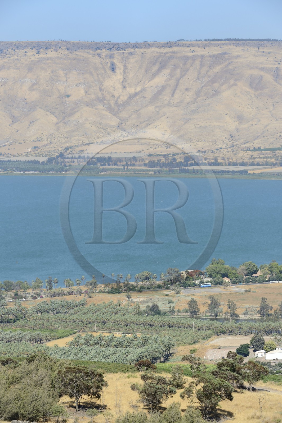 Israel, district Nord, Galilée, Tibériade, les bords du lac de Tibériade et les monts du Golan en arrière plan