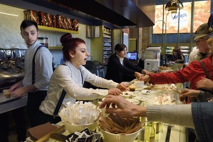 Italie, Lombardie, Milan, Piazza del Duomo, Galleria Vittorio Emanuele II, Café Motta