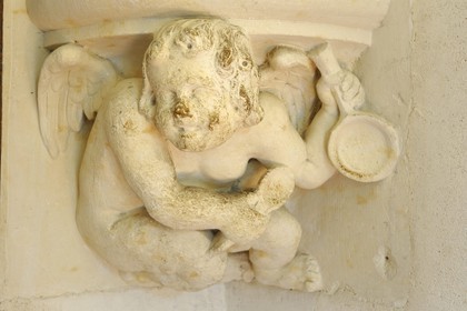 France, Indre-et-Loire (37), Vallée de la Loire classée Patrimoine Mondial de l' UNESCO, château d' Azay-le-Rideau, angelot cuisinier dans les cuisines