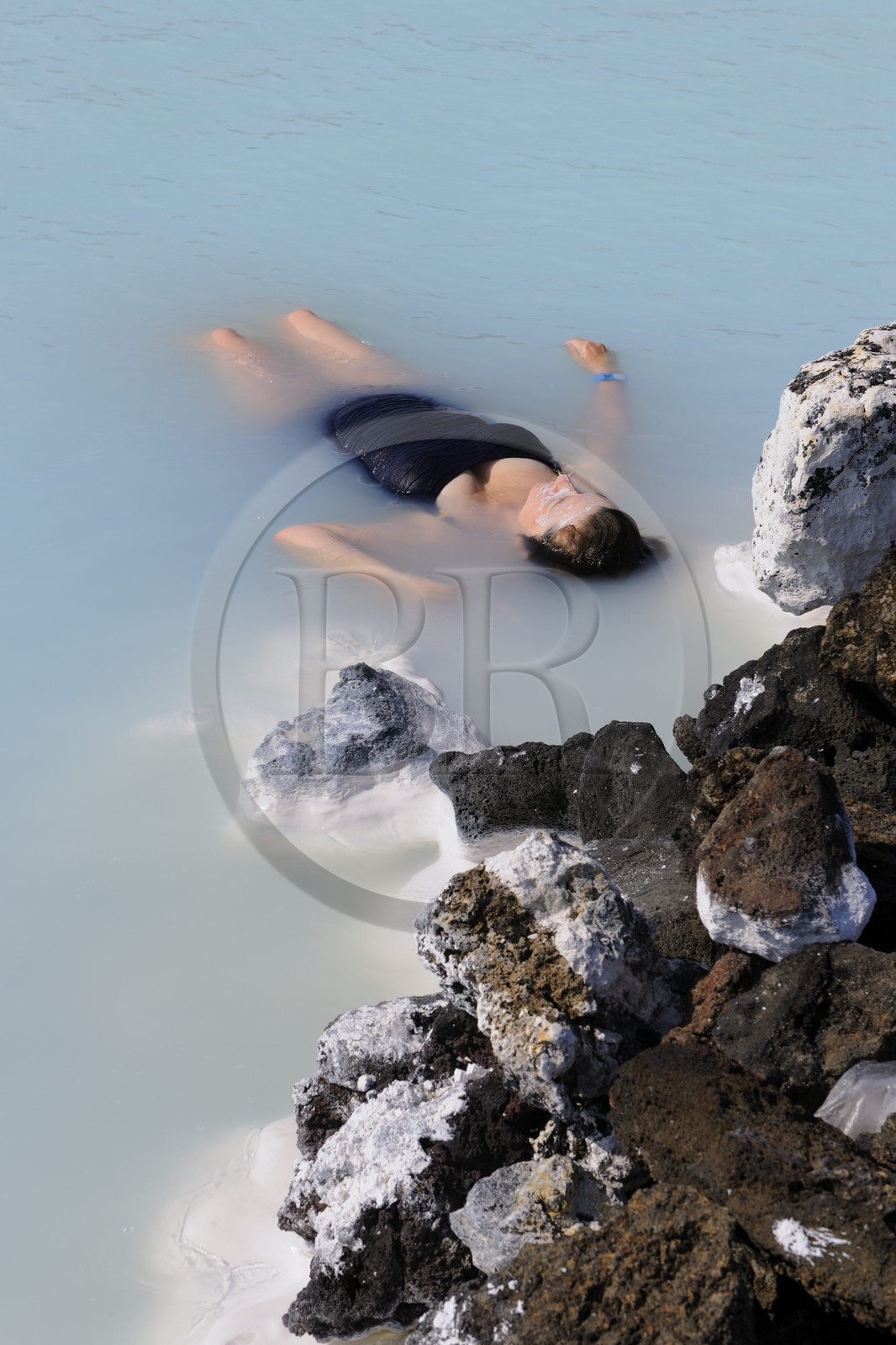 Islande, Grindavik, baignade au Blue Lagoon (Usine géothermique)