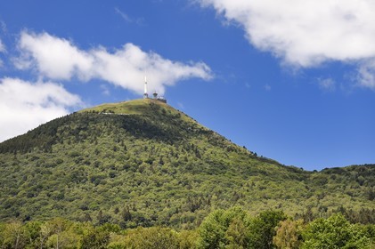 France, Puy-de-Dôme (63), Parc Naturel Régional des Volcans d'Auvergne, Chaine des Puys classée Patrimoine Mondial de l’UNESCO, le volcan Puy de Dôme
