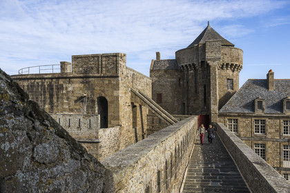 France, Ille-et-Vilaine (35), Côte d'Emeraude, Saint-Malo, le chateau de Saint-Malo (XVème siècle) abrite l'Hotel de Ville ainsi que le Musée d'Histoire de la Ville et du Pays Malouin, courtine du chateau original datant de 1146