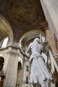 France, Meurthe-et-Moselle (54), Nancy, la cathédrale Notre-Dame-de-l’Annonciation, statue de Jeanne d'arc