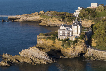 France, Pyrénées-Atlantiques (64), Pays-Basque, Biarritz, la villa Belza (vue aérienne)
