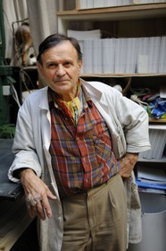 France, Paris (75), la Butte Montmartre, atelier d'art Lepic de l'artiste peintre-graveur Henri Landier