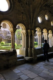 France, Aude (11), abbaye cistercienne de Fontfroide, le cloître