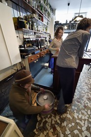 France, Paris (75), Les Arlots rue du Faubourg Poissonnière
