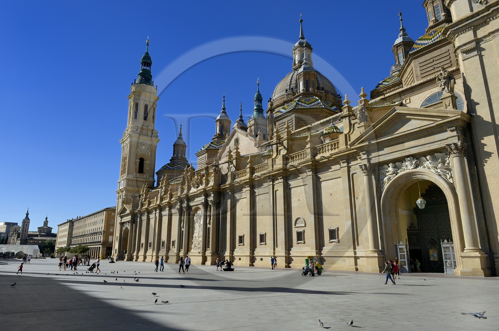 Espagne, Aragon, Saragosse, Plaza del Pilar, Basilique del Pilar (Notre-Dame du Pilier)