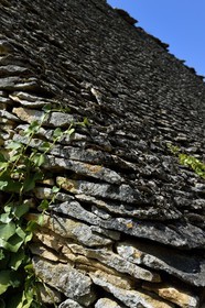 France, Dordogne (24), Périgord Noir, Saint-Geniès, toiture en lauze