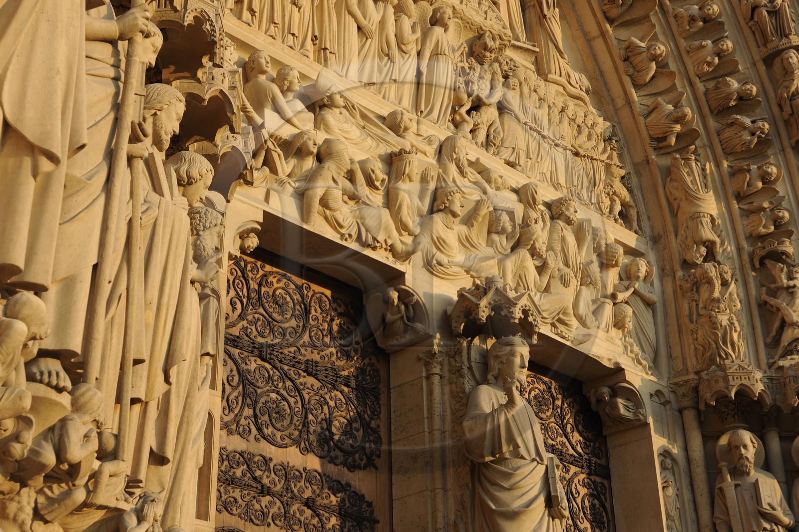 France, Paris (75), Ile de la Cité, cathédrale Notre-Dame de Paris, la façade occidentale, portail du Jugement Dernier