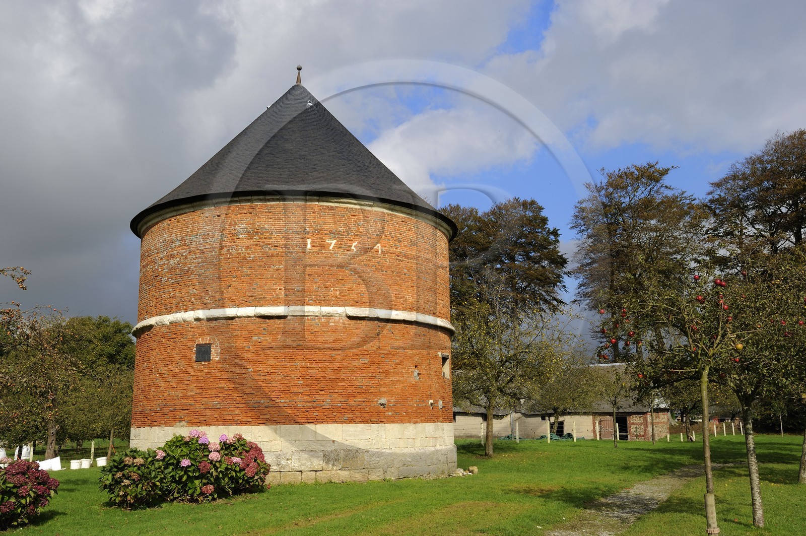 France, Seine-Maritime (76), Bretteville-du-Grand-Caux, clos-masure qui abrite l'Ecomusée de la Pomme et du Cidre au sein de la ferme
