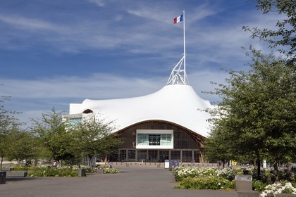 France, Moselle (57), Metz, quartier de l'Amphithéatre, le Centre Pompidou-Metz, centre d'art conçus par les architectes Shigeru Ban et Jean de Gastines