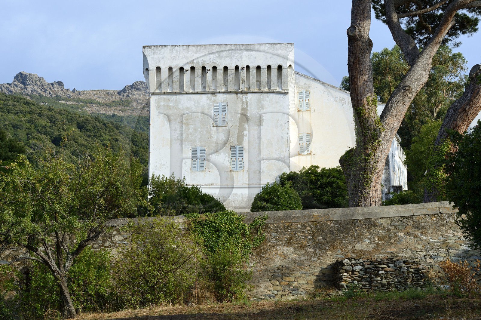 France, Haute-Corse (2B), Cap Corse, Pino, le chateau Piccioni (Palazzi ou Maison d'Americain) dont le batisseur fit fortune à Saint-Thomas (îles Vierges) par François Piccioni et ses héritiers