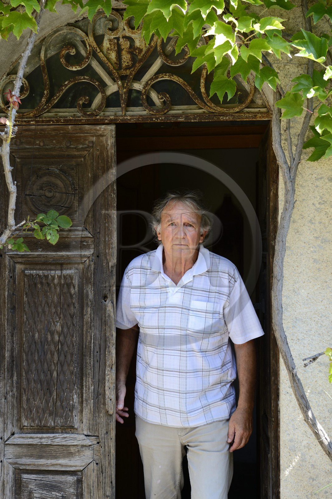 France, Haute-Corse (2B), Castagniccia, village de Carcheto, l'écrivain Jean-Claude Rogliano